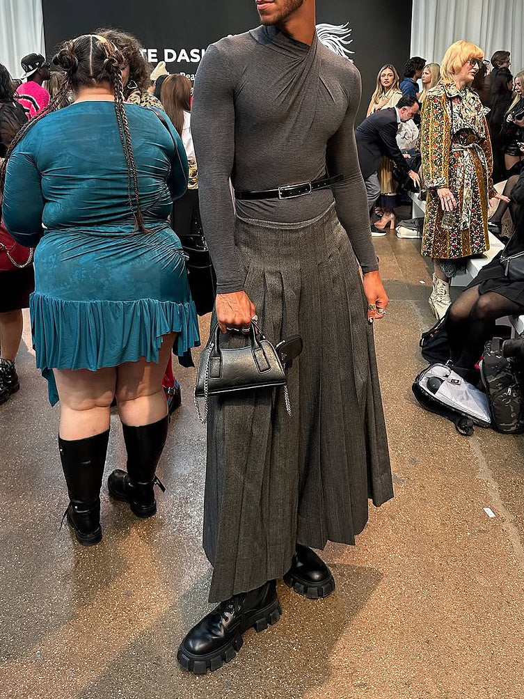 Men's Elegant Pleated Wide-Leg Pants