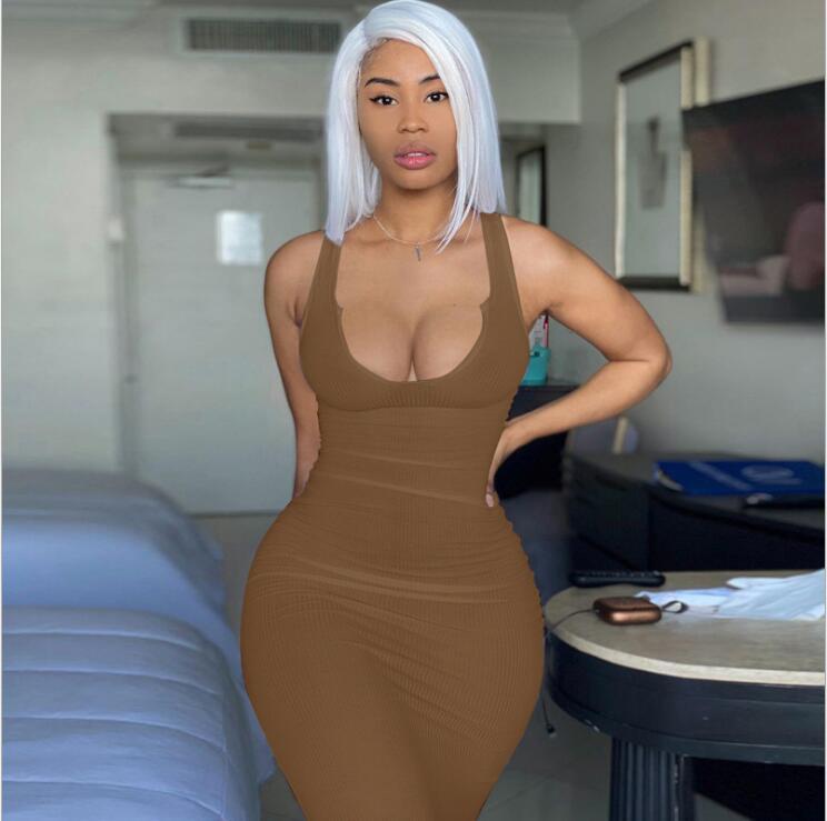 U-Neck Sleeveless Slim-Fit Dress