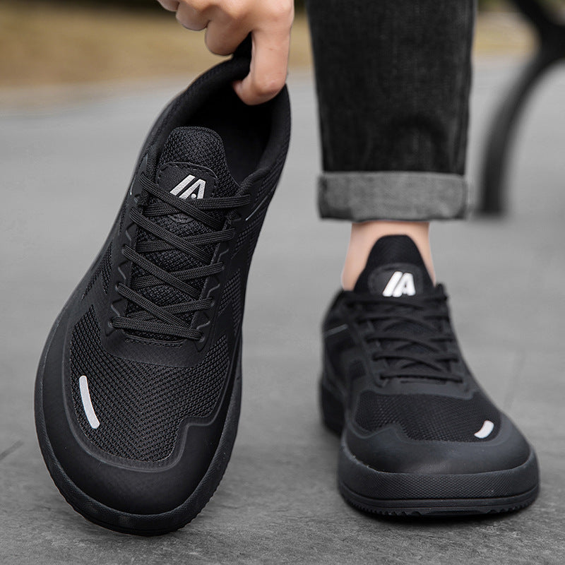 Spring New Lightweight Mesh Surface Sneaker