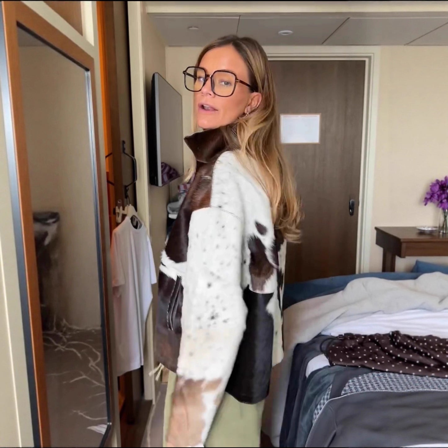 New Cow Pattern Pocket Zipper And Lapel Women's Jacket Coat