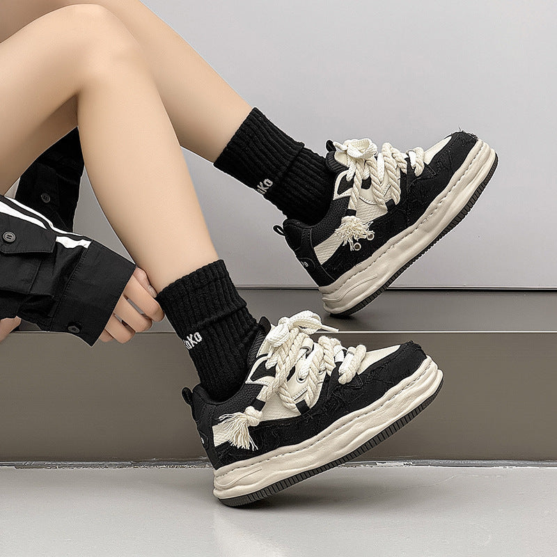 Dissolved Bottom Invisible Height Increasing Casual Shoes