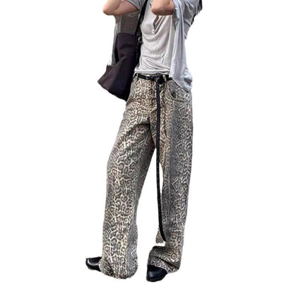 Fashionable Retro Straight Loose Jeans For Women