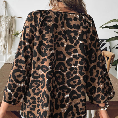 Leopard Print Half Sleeve V-neck Pullover Top