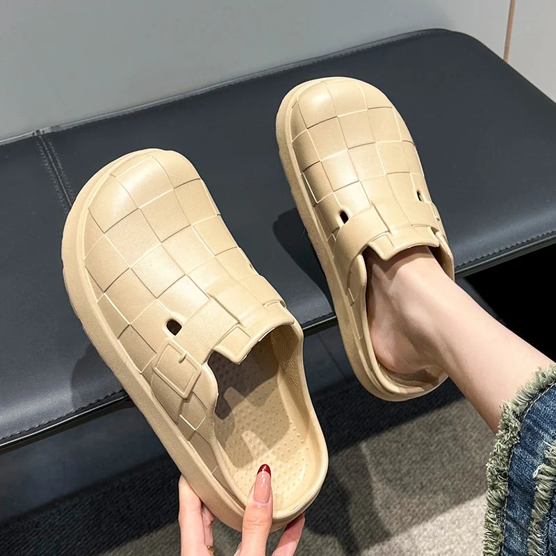 Closed Toe Soft Sole Home Slippers Women Summer Lightweigh Non-Slip Indoor Slides Woman Solid Color Flat Heel Beach Shoes Ladies