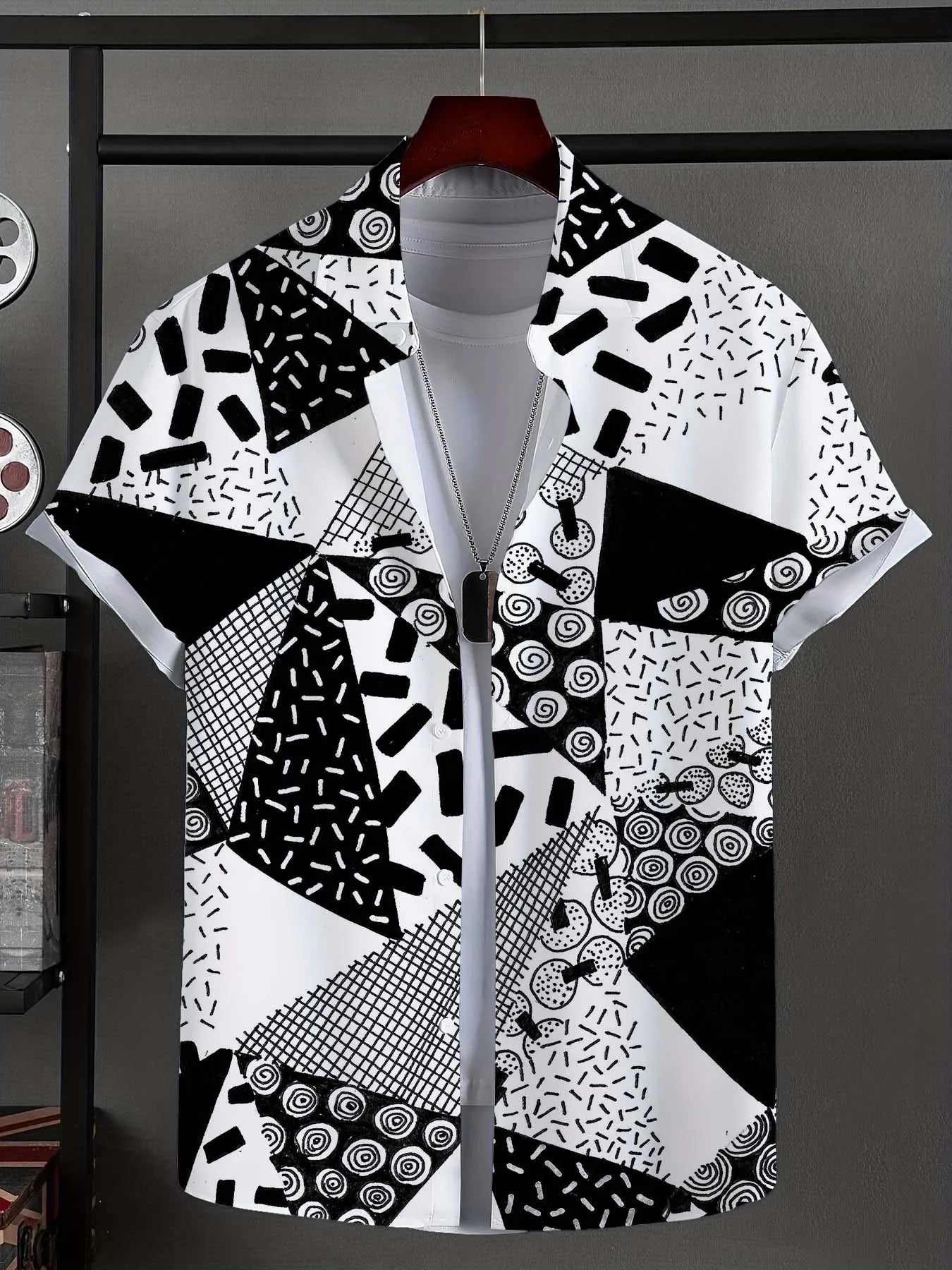 Men's Shirt Novel striped patchwork Graphic Button Up Shirt Fashion Casual New Unisex Shirt Vacation Lapel Short Sleeves Shirt