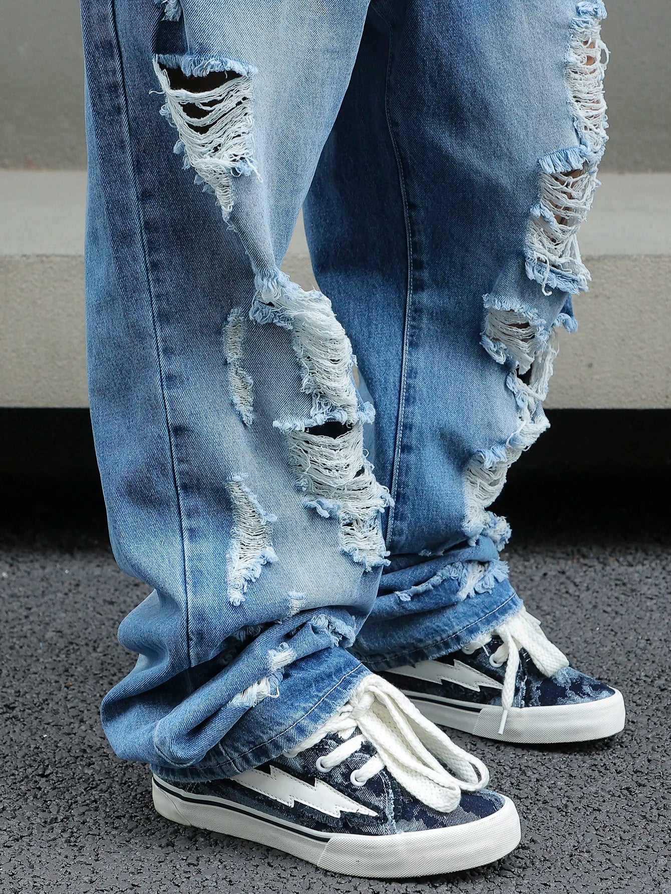 Men's Ripped Baggy Jeans Loose Fit Distressed Denim Pants Light Wash Y2K Streetwear Wide Leg Style