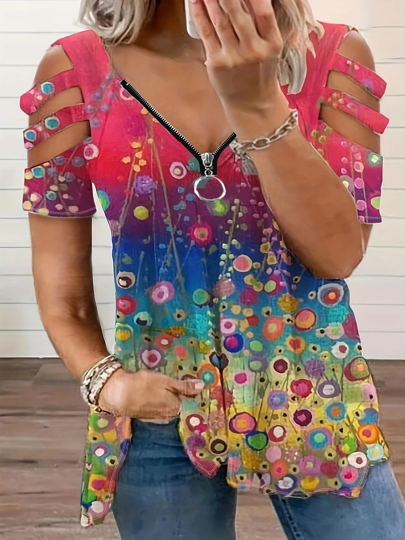 Plus Size Europe and the United States and The United States Cross Border New Women's Printed V-neck Casual T-shirt