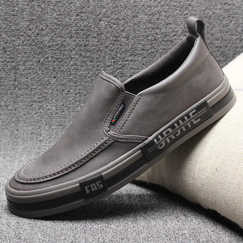 Leather Shoes for Men Flat Round Toe Man Casual Loafers Shoe Pu Summer Sale in Promotion Comfortable Retro Social Low Price On