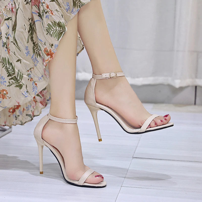 New Sexy Elegant Banquet Party High Heels Summer Solid Color Simple Fashion Buckle Comfortable Casual Sandals  Shoes for Women