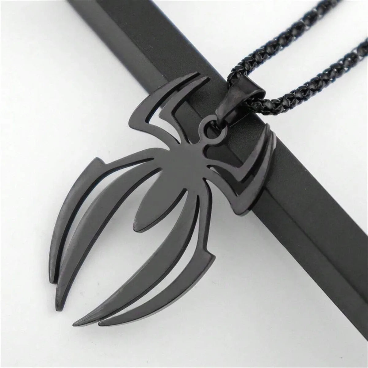 Superhero Spider Logo Cosplay Necklace Men Stainless Steel Pendant Chain Choker Jewelry Accessories Props Gift