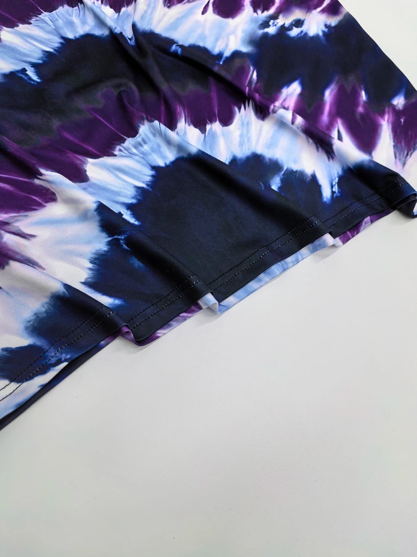 plus size tie-dye heart-print T-shirt casual short-sleeved knitted top round neck, spring and summer series, large size shirt