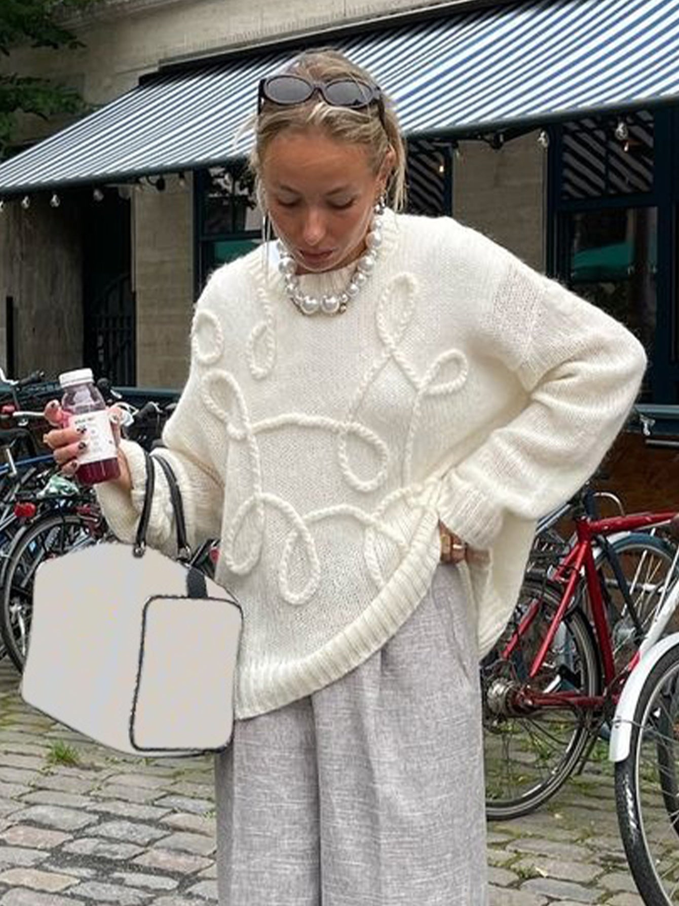 Solid Color Round-neck Long-sleeved Pullover Women