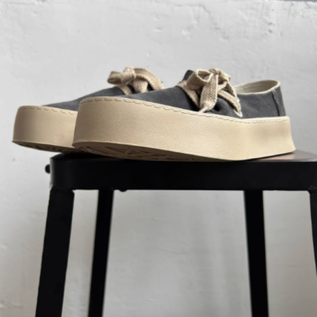 Japanese-style Retro Breathable Sneakers Men's Thick-soled Design Suede